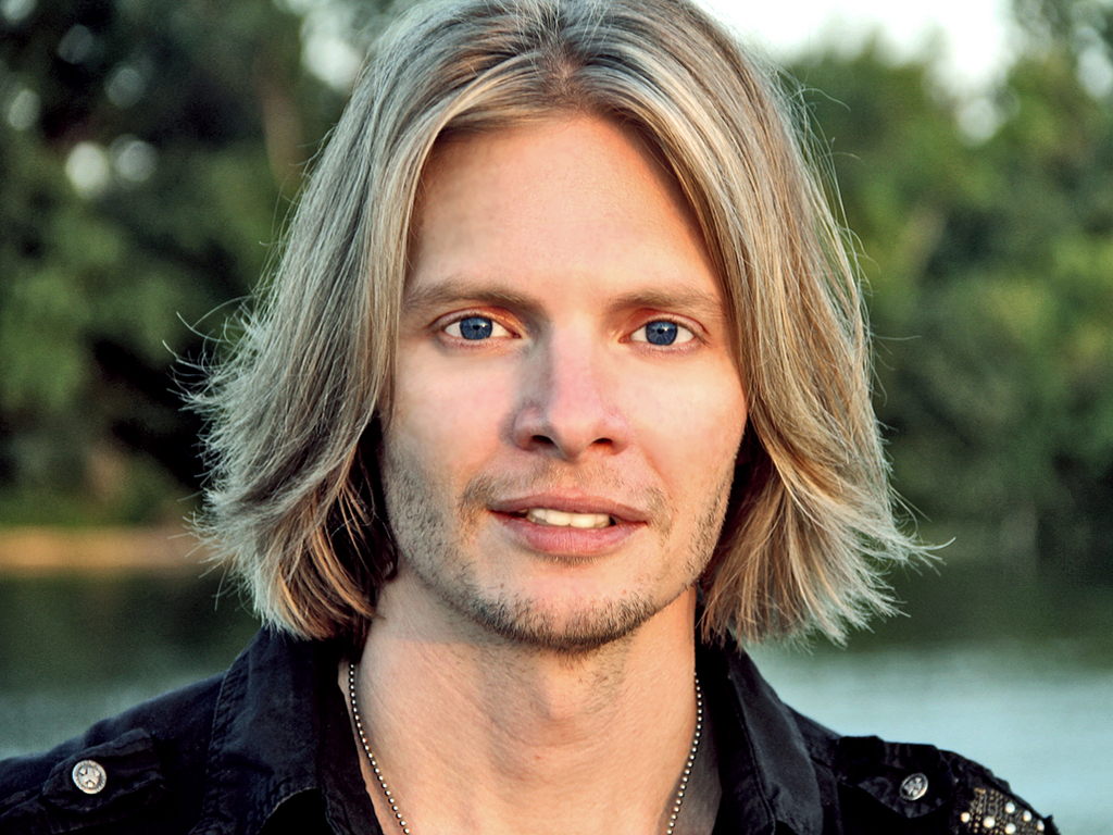 Davey T Hamilton at the lake smirk