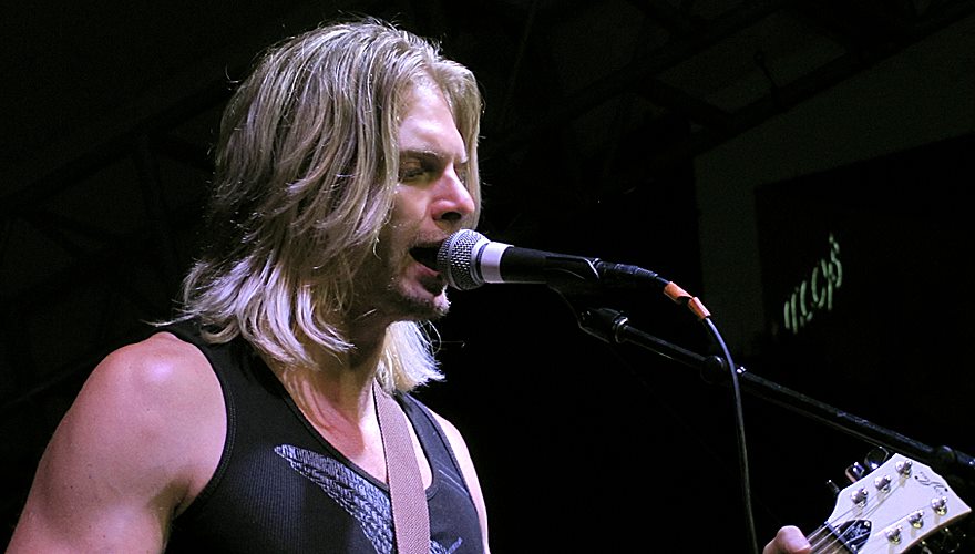 Davey T Hamilton singing at the Cincinatti Beerfest