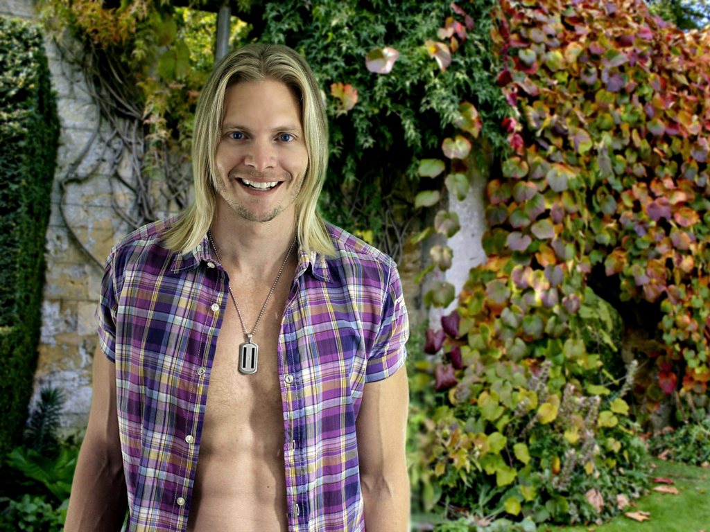 Davey T Hamilton Abs Wallpaper